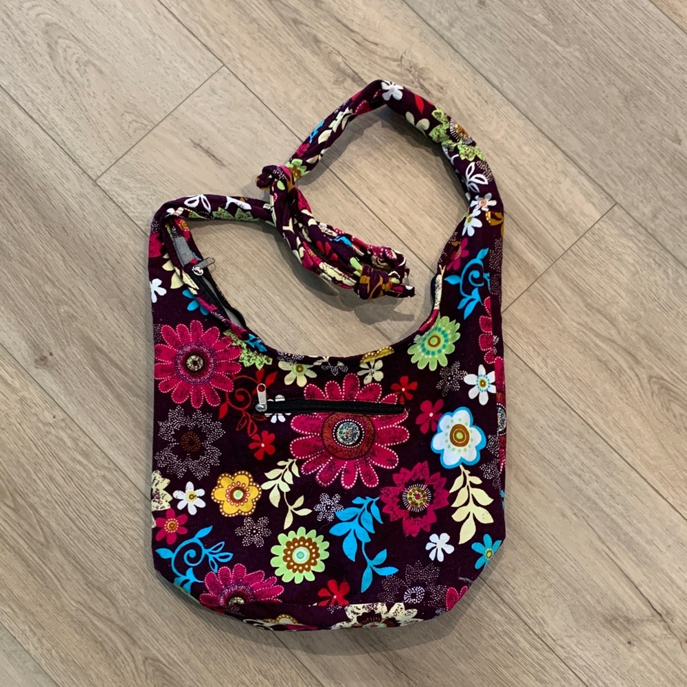 Floral Corduroy with Bluejean lining. Cross Body/Shoulder zip closure BucketBag